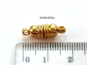 kait-magnet-gold